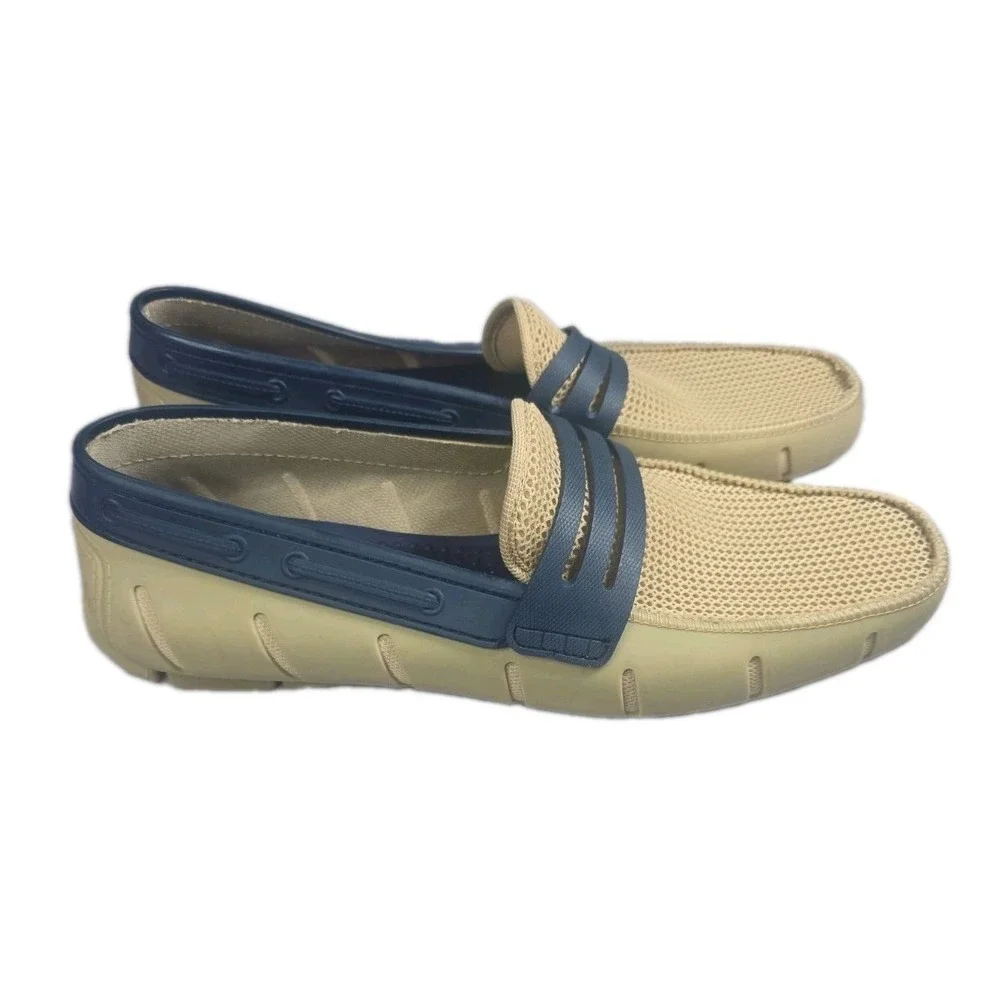 Robert Wayne Footwear brand floats
